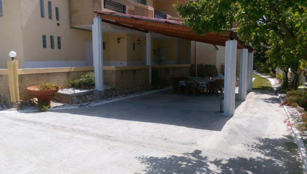 Mosaic Gardens Διαμέρισμα Φαληράκι Εξωτερικό φωτογραφία