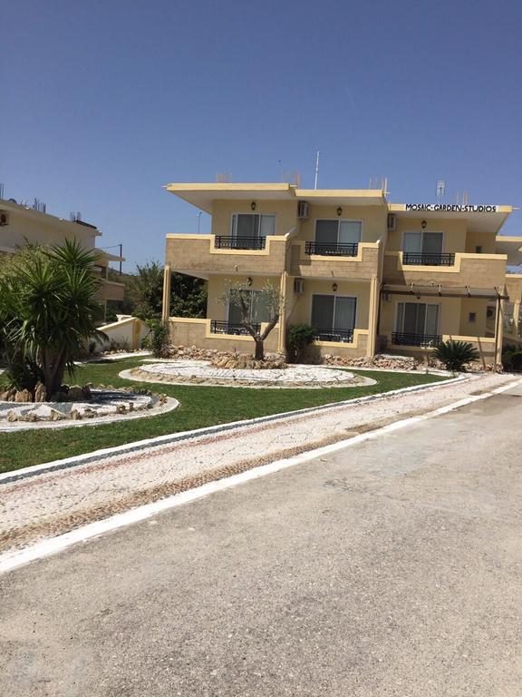 Mosaic Gardens Διαμέρισμα Φαληράκι Εξωτερικό φωτογραφία