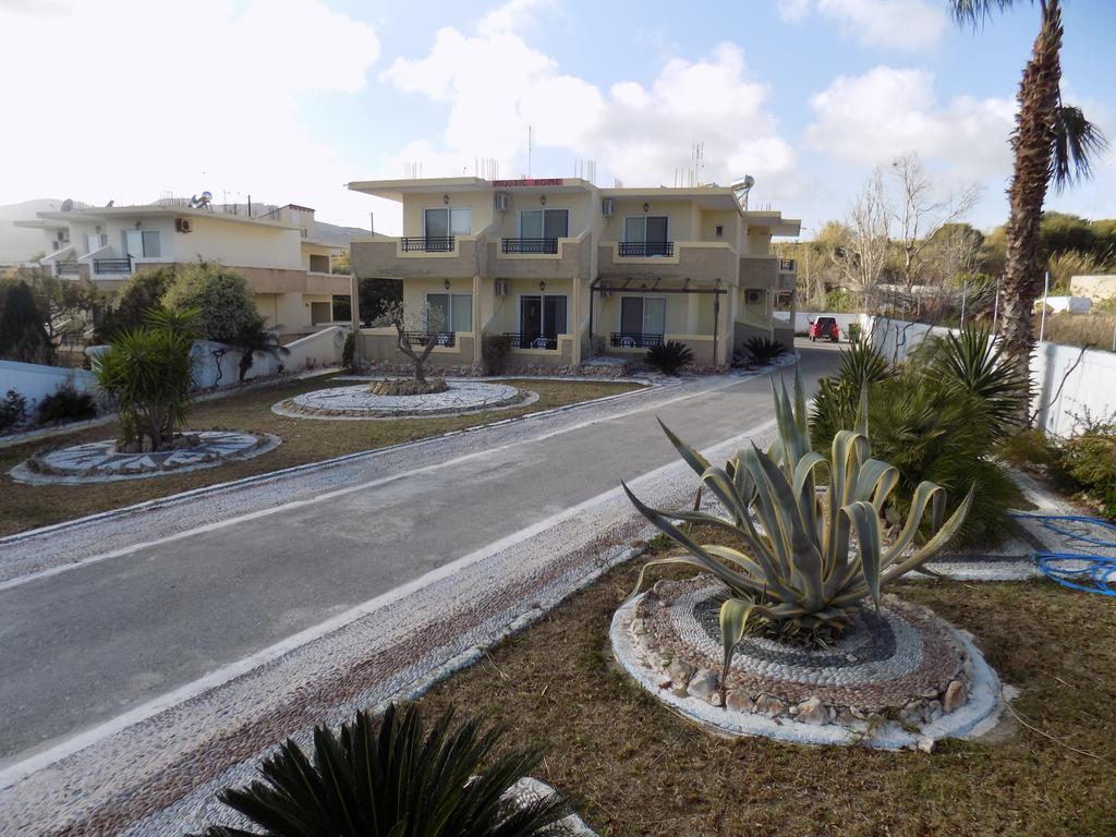 Mosaic Gardens Διαμέρισμα Φαληράκι Εξωτερικό φωτογραφία